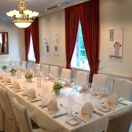 Schlichte Hof Gmbh 3* Билефельд